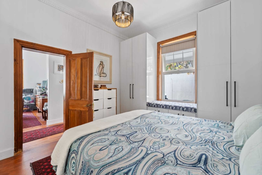 To Let 2 Bedroom Property for Rent in Green Point Western Cape